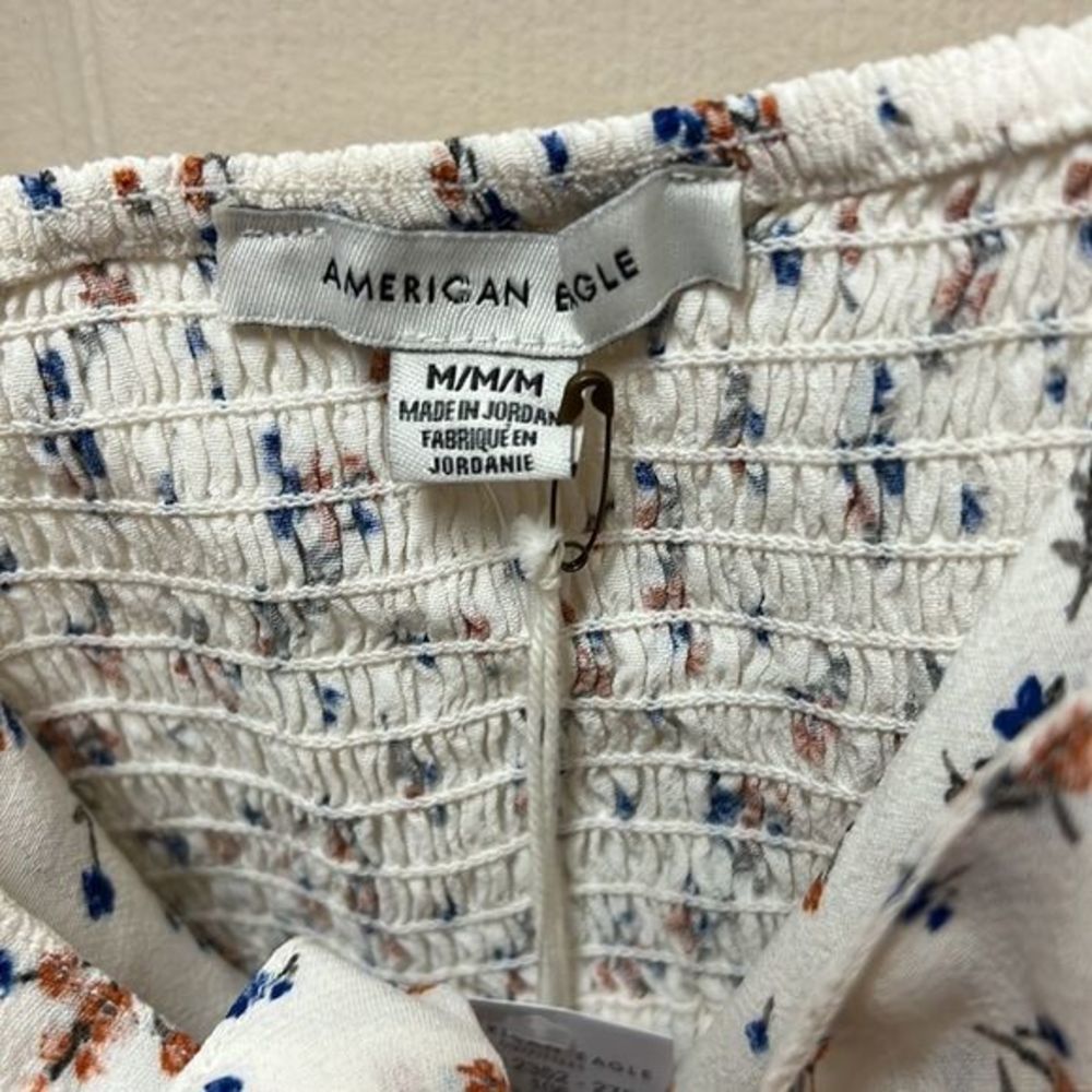 American Eagle Crop Top - Picture 5 of 11